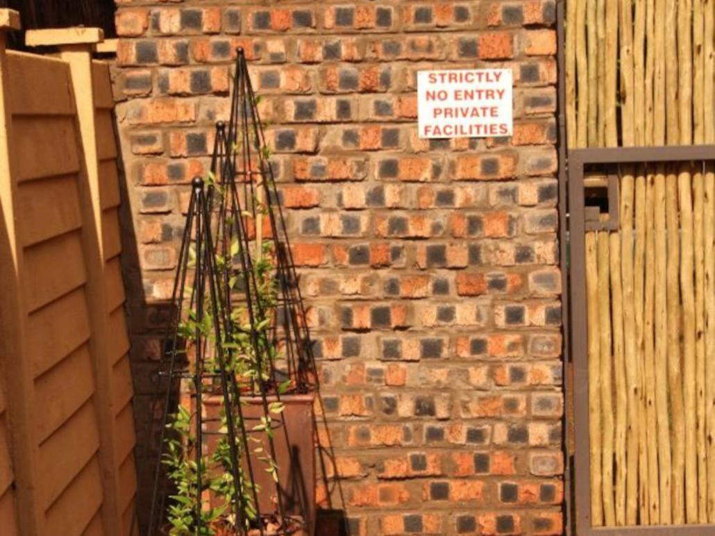 Ruresta Guesthouse Bloemfontein Kamer foto