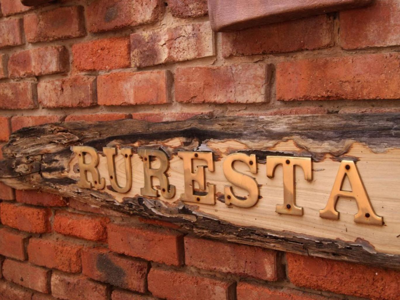 Ruresta Guesthouse Bloemfontein Buitenkant foto