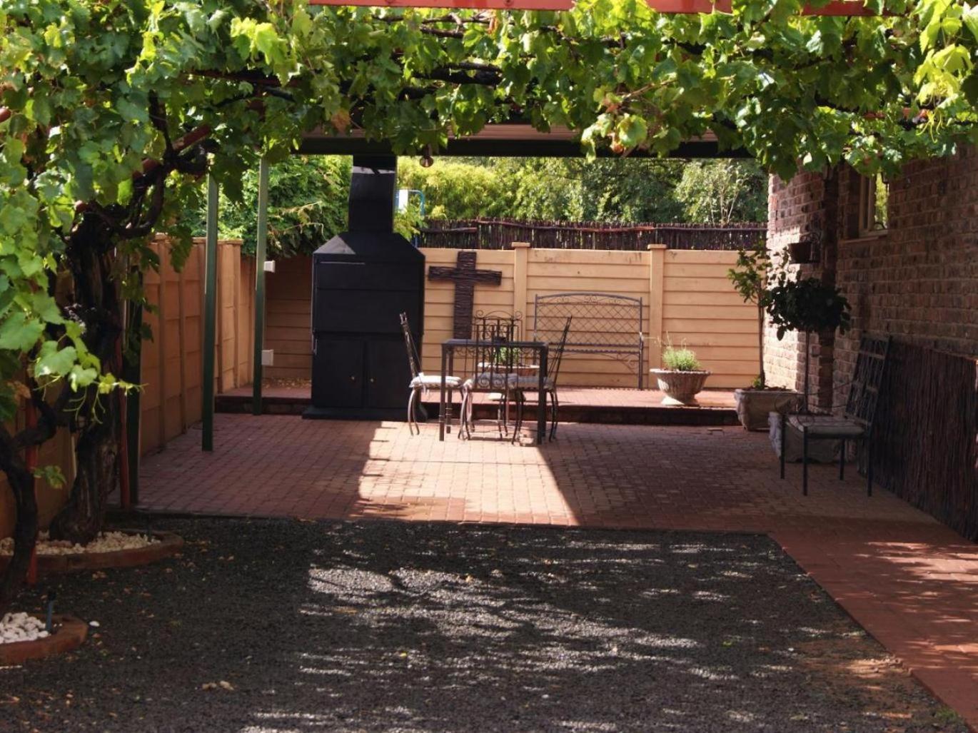 Ruresta Guesthouse Bloemfontein Buitenkant foto